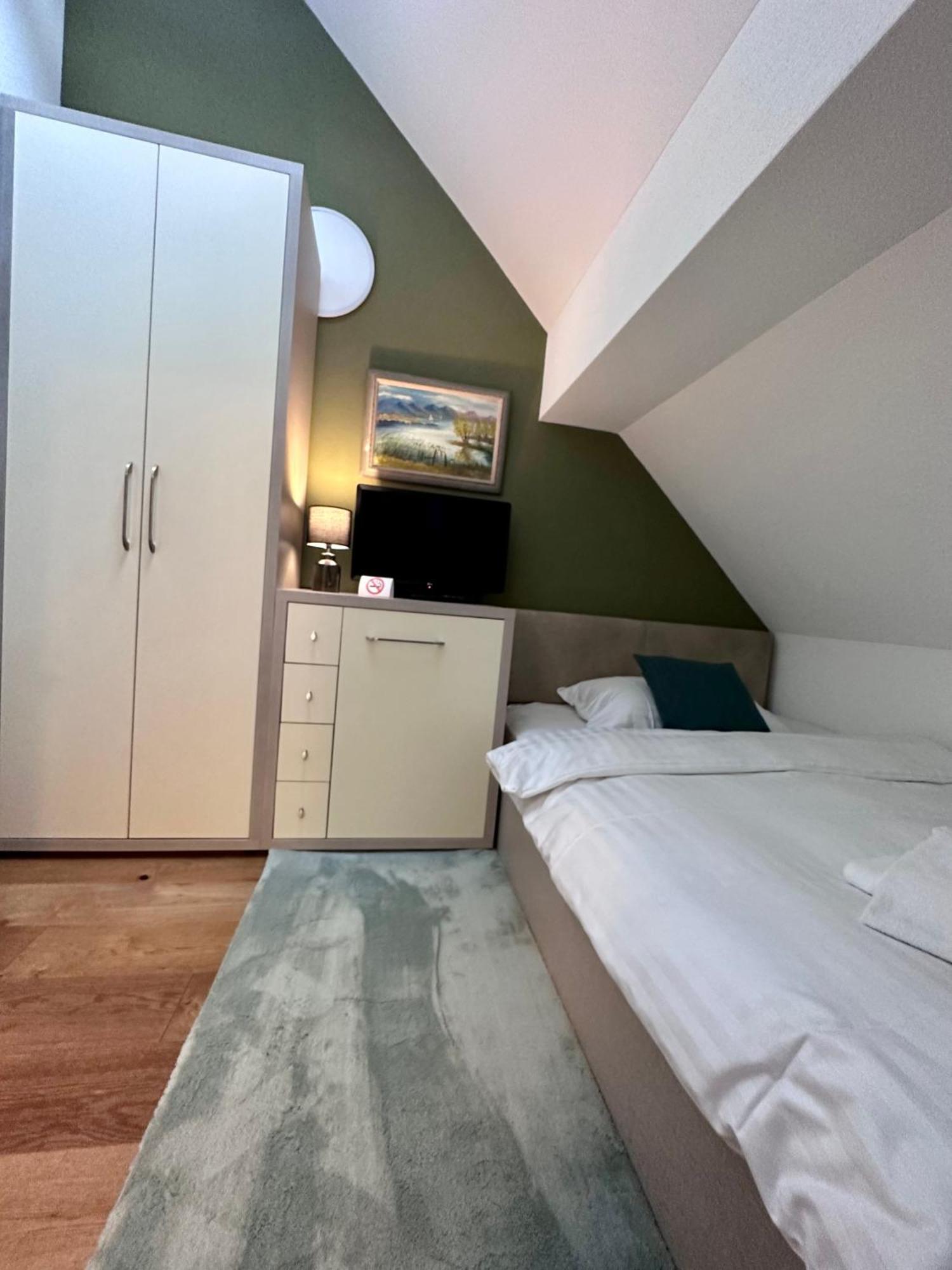 Welcome Hotel - Hellbuehl Self-Check-In Exterior foto
